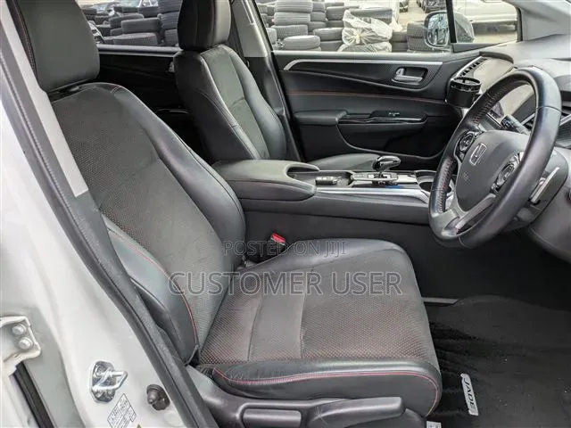 Honda Jade 1.5 Hybrid 2019 Silver