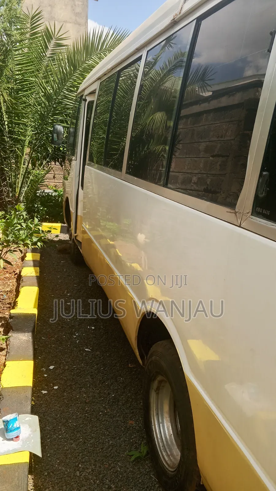 Mitsubishi Fuso Rosa 2008 White