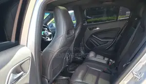 Mercedes-Benz GLA 250 2017 Silver
