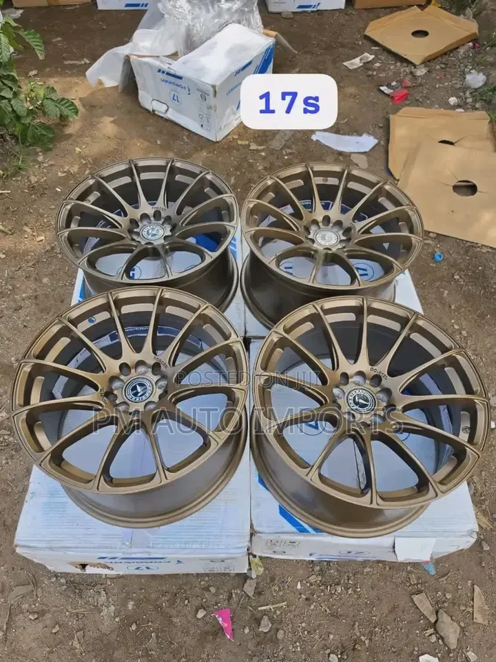 Off Set Rims Size 17