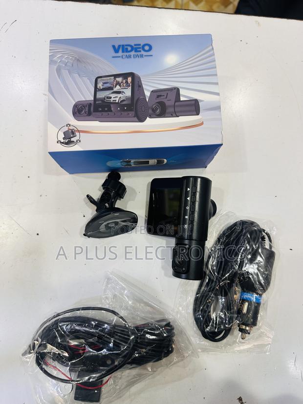 3 Lens Dash Camera G50 – Smart Car DVR With LCD Screen - thumbnail 3