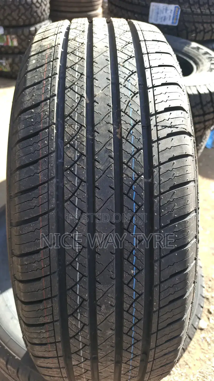 235/60r18 Maxtrek Tyres