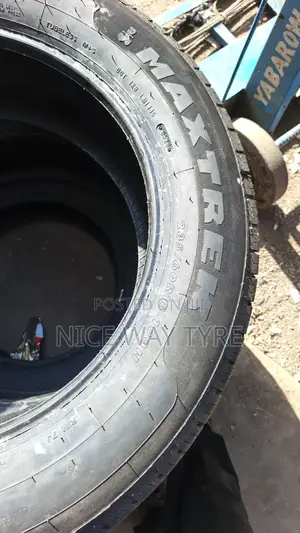 235/60r18 Maxtrek Tyres