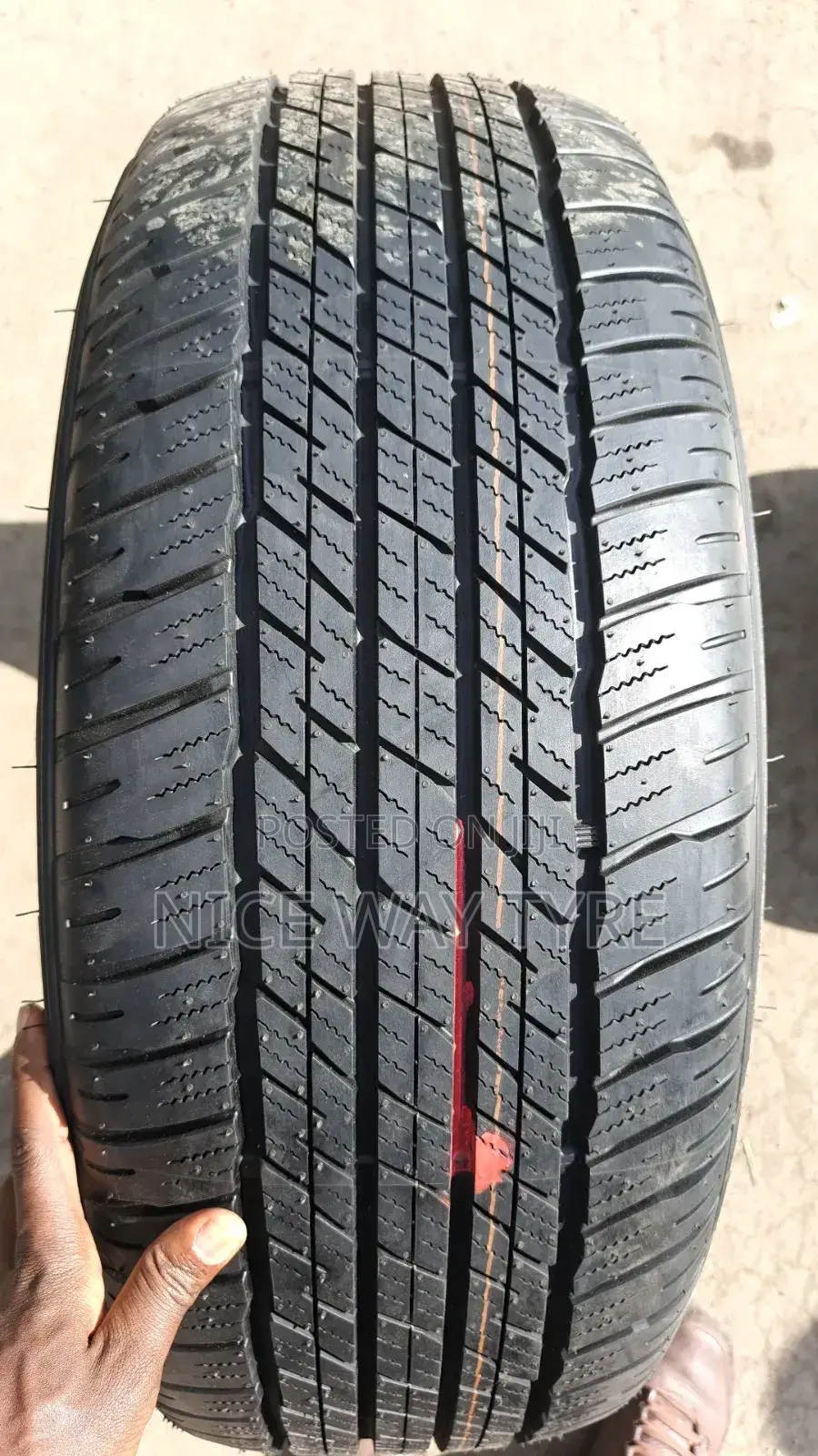 265/55r19 Dunlop Tyre