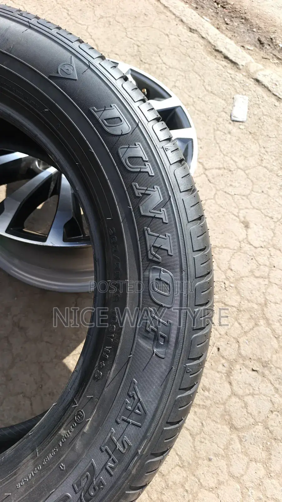 265/55r19 Dunlop Tyre