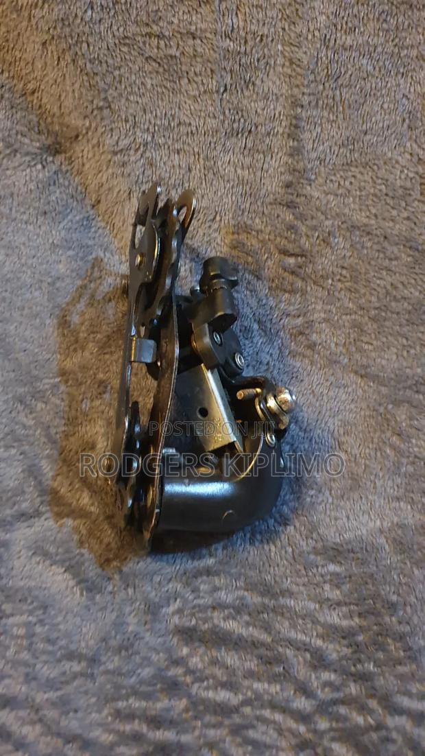 Original Shimano Tourney Derailer - thumbnail 3