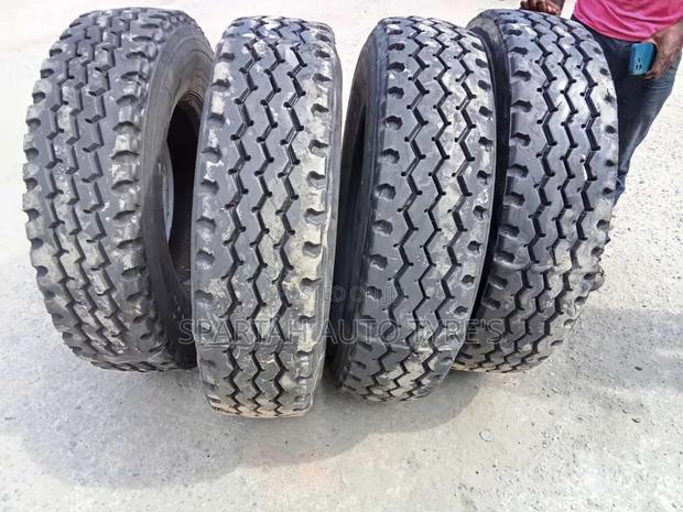 315/80r22.5 Retread Tires