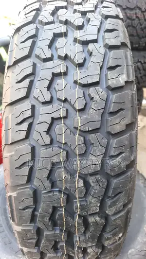 235/70r16 LCH a/T Tyre