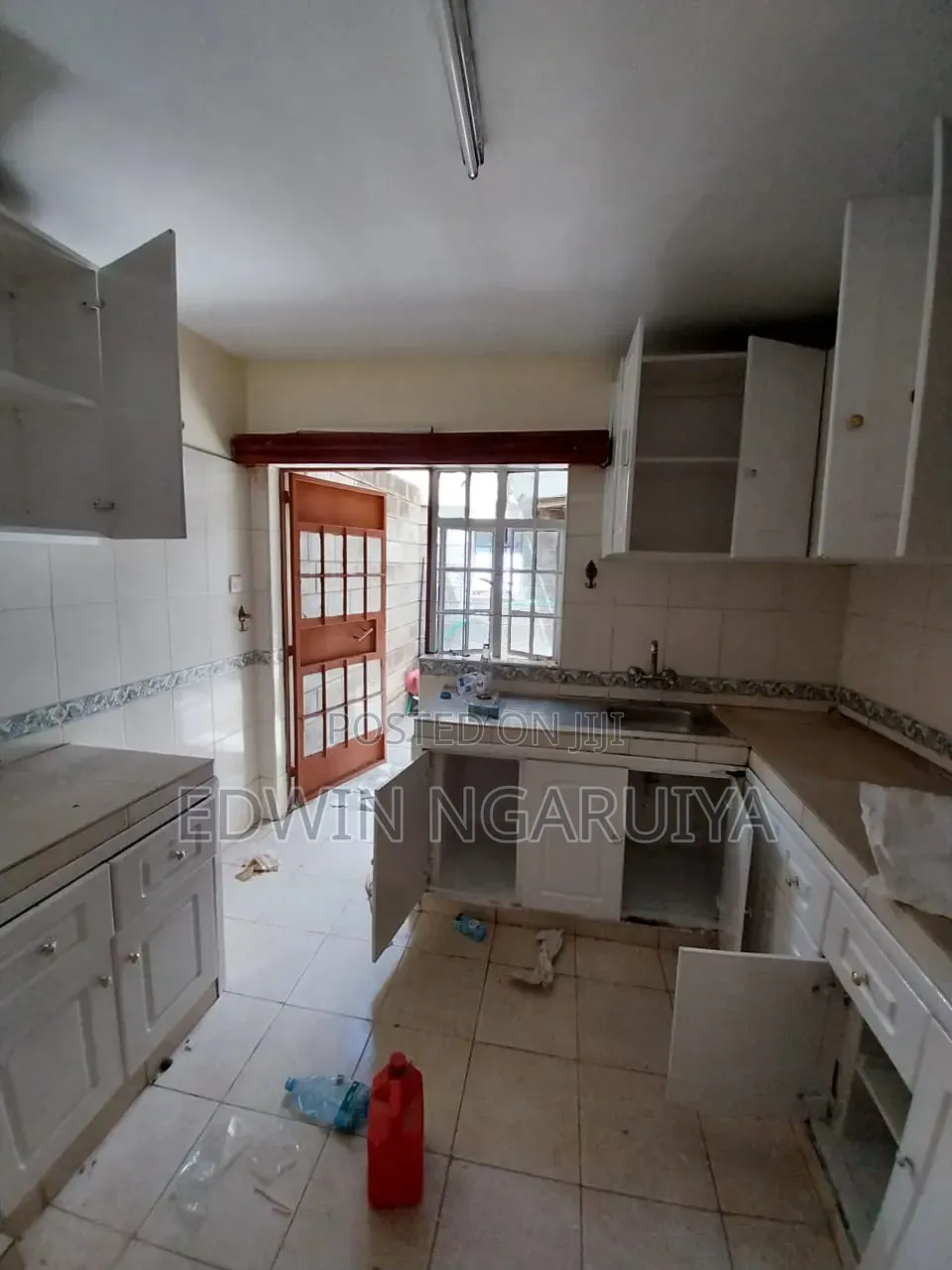 4bdrm House in South B for sale