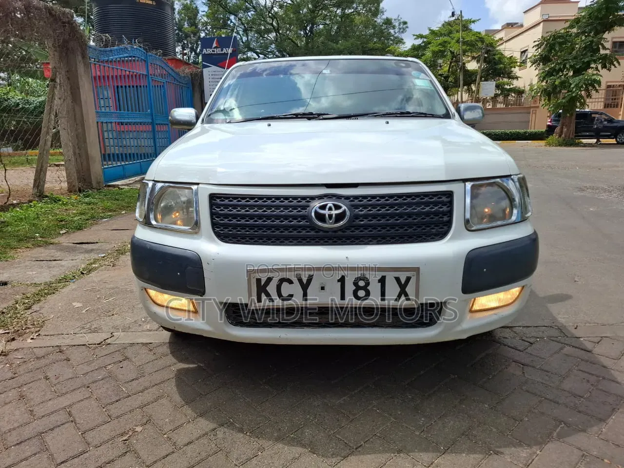 Toyota Succeed SV Premium 2014 White