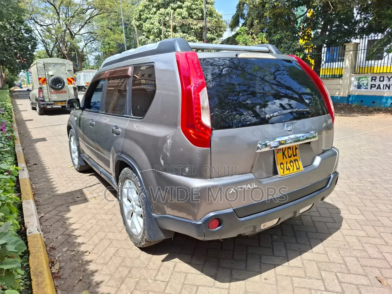 Nissan X-Trail 2012 Gray