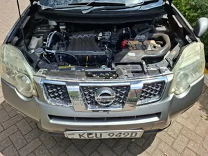 Nissan X-Trail 2012 Gray