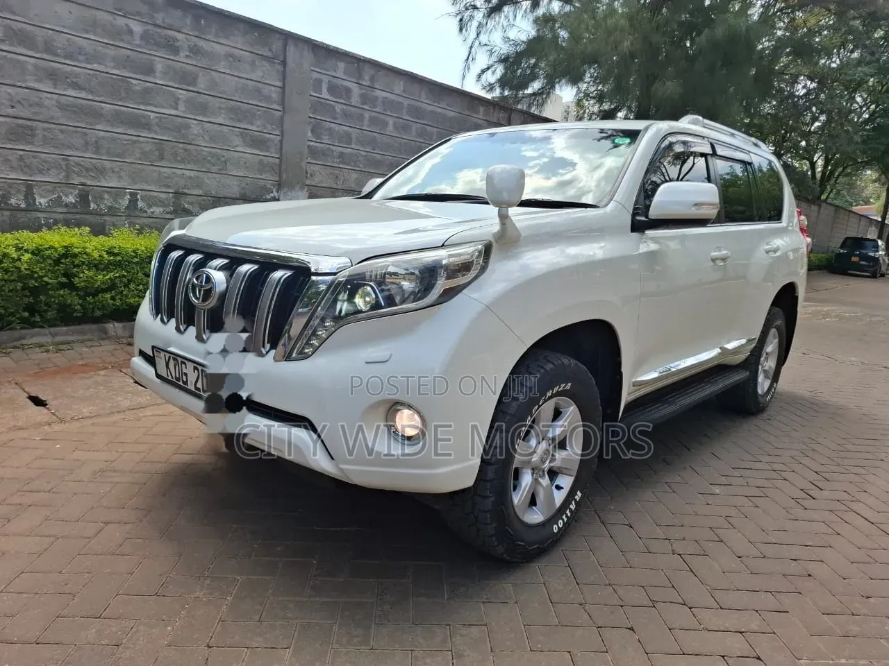 Toyota Land Cruiser Prado 2.8 D-4D 2015 White