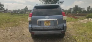 Toyota Land Cruiser Prado 2010 Blue