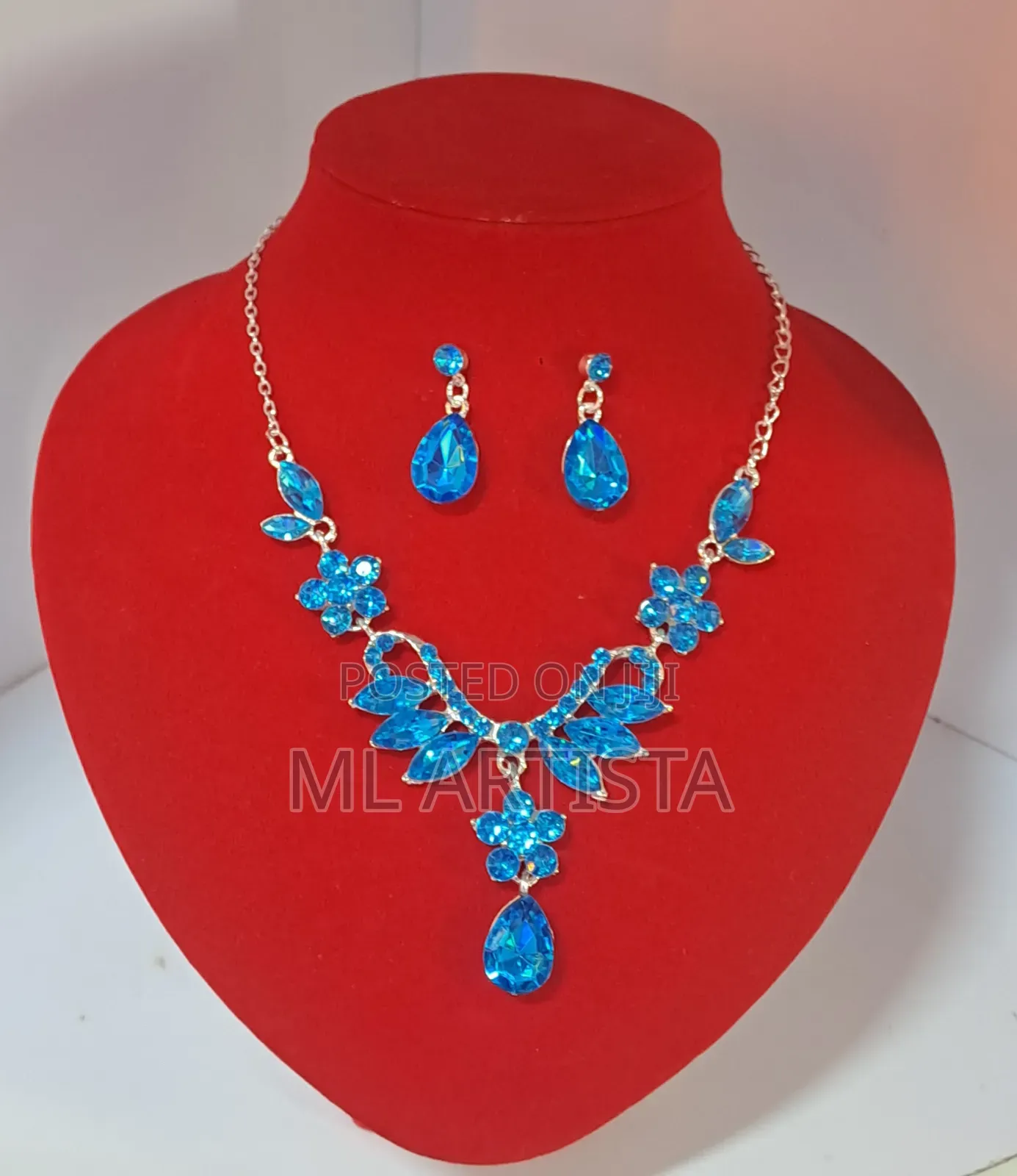 Fancy Wedding Jewellery Set. Necklace, Earrings