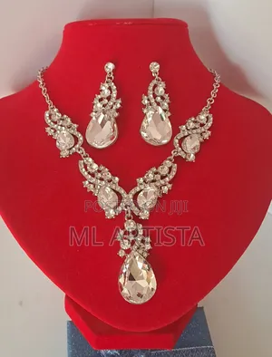 Fancy Wedding Jewellery Set. Necklace, Earrings
