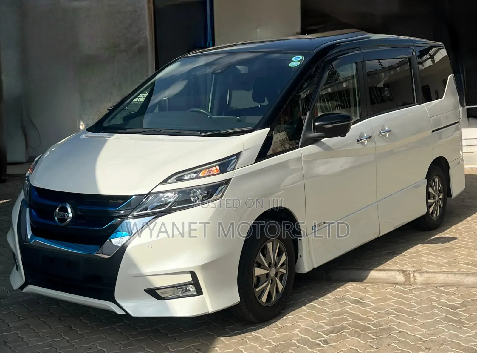 Nissan Serena 2019 White