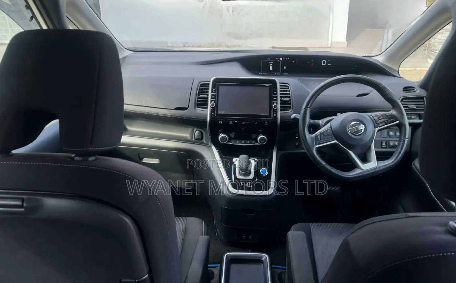 Nissan Serena 2019 White