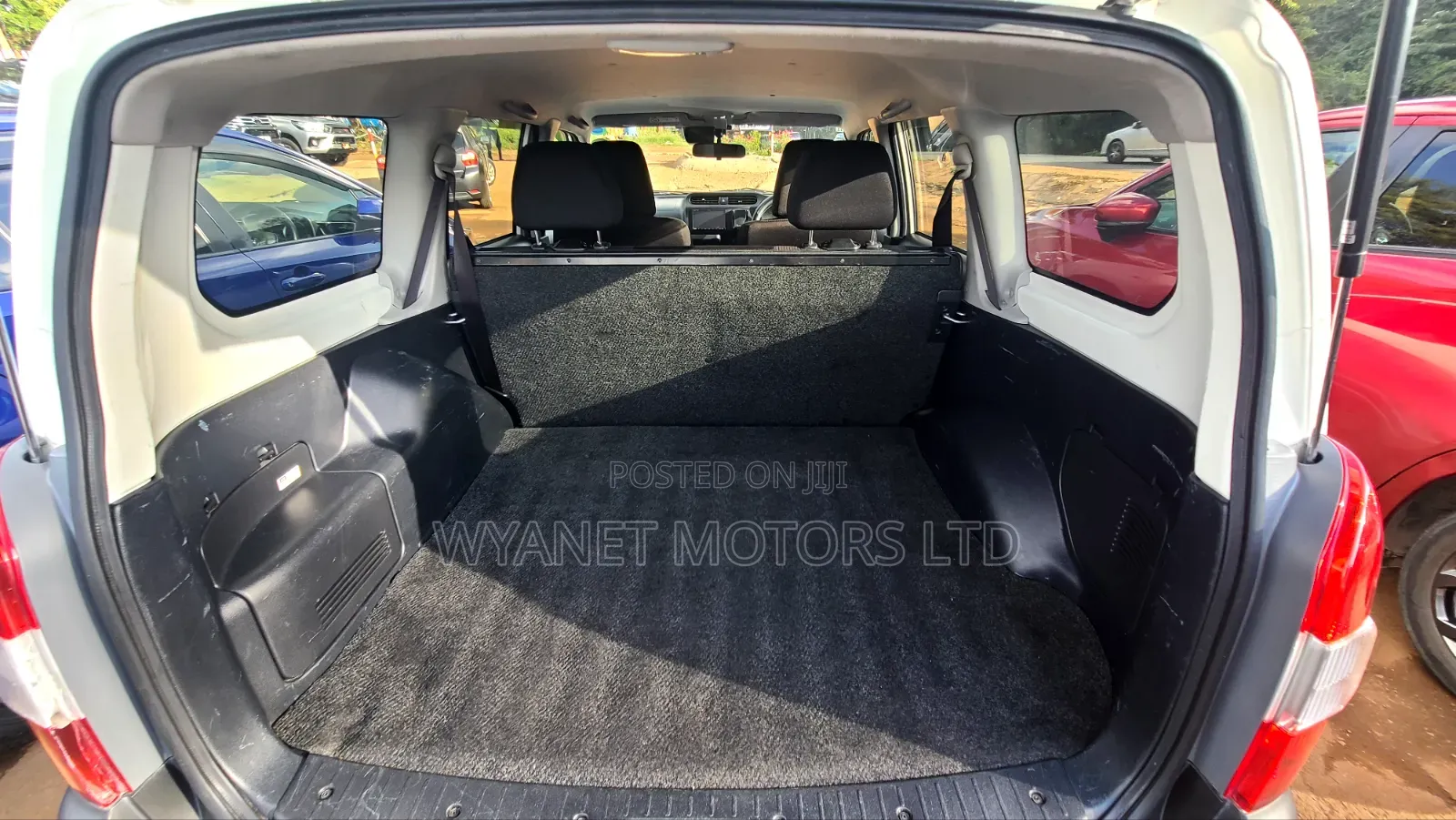 Toyota Probox 1.5 Hybrid DX 2020 White