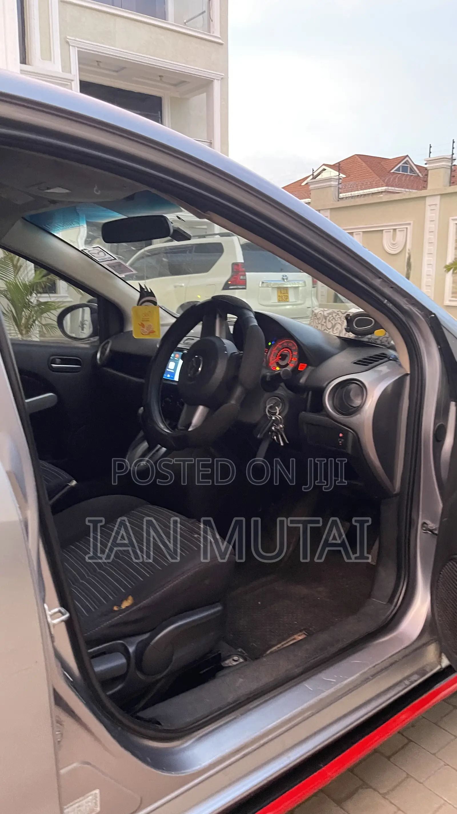 Mazda Demio 2011 Gray