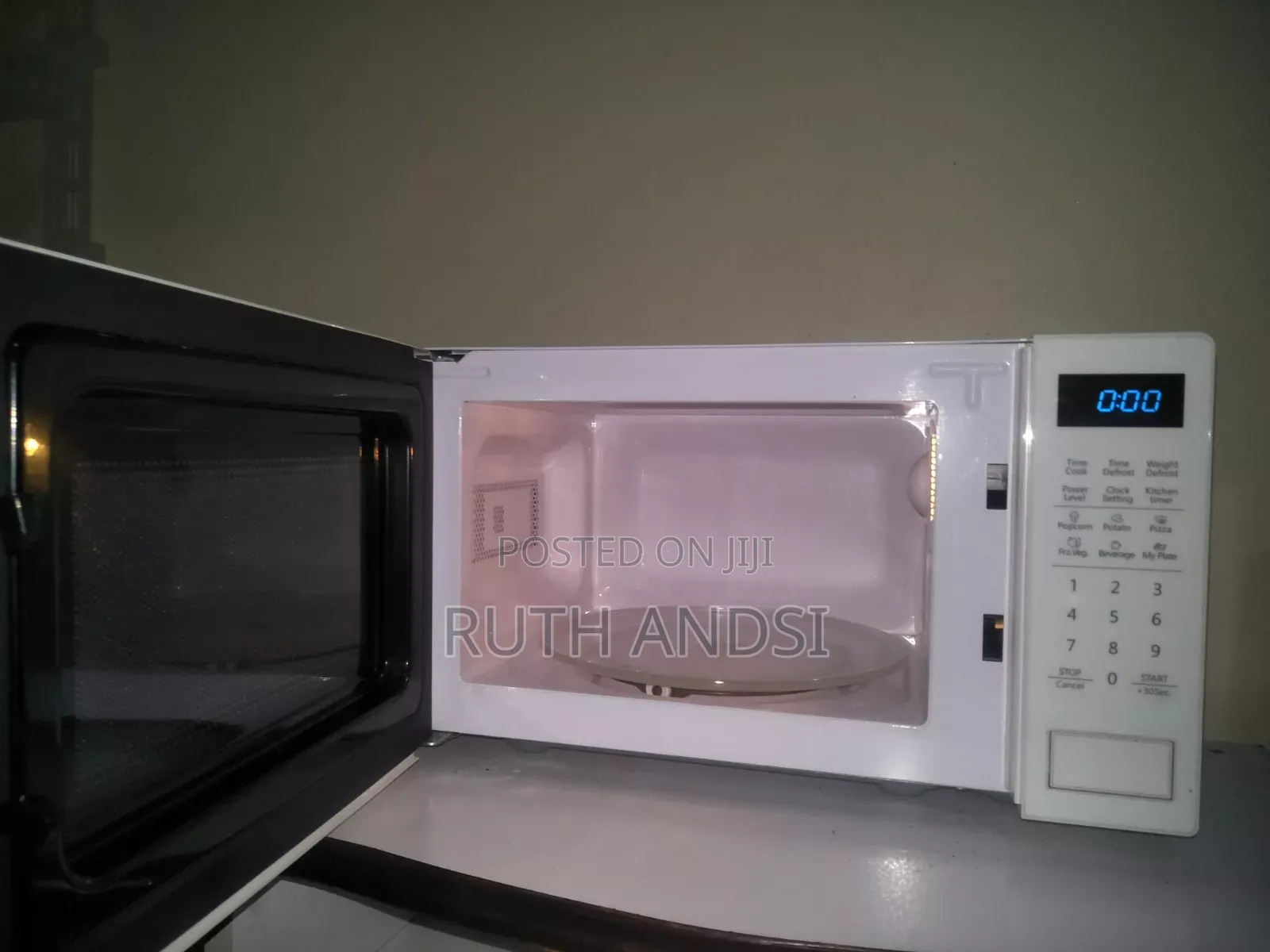 Hisense Microwave