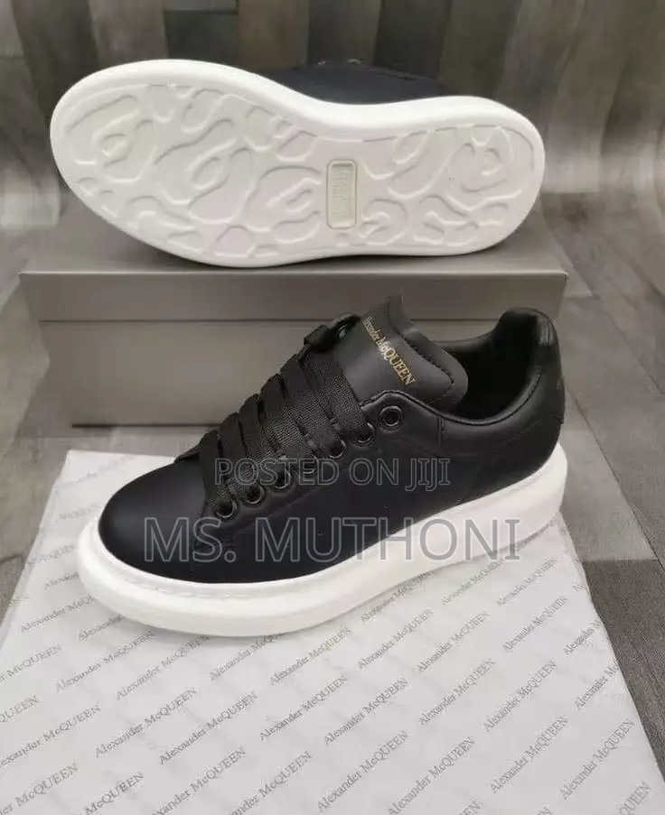 Brand New Unisex Classic McQueen Alex Ander Size 38-45