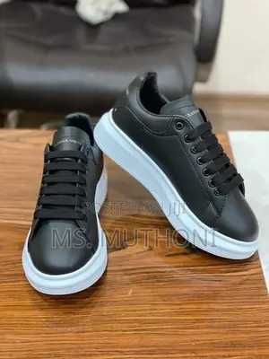 Brand New Unisex Classic McQueen Alex Ander Size 38-45