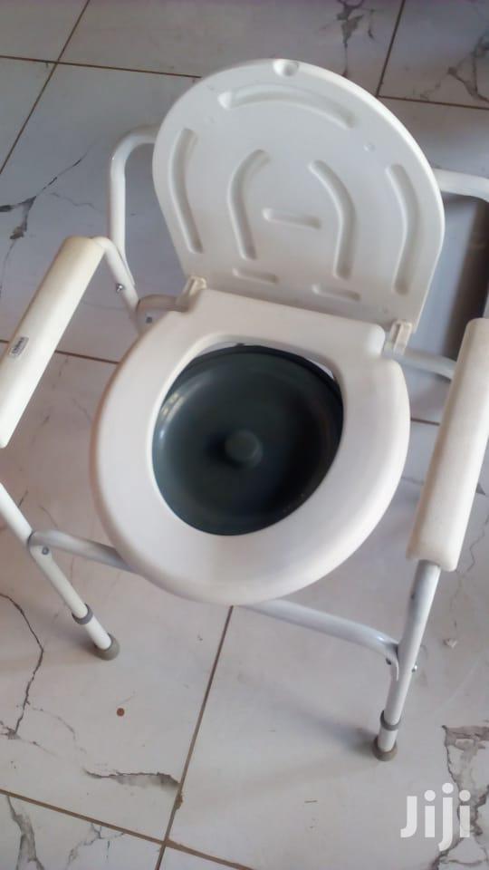 Commode Chair/ Portable Toilet Chair - main view