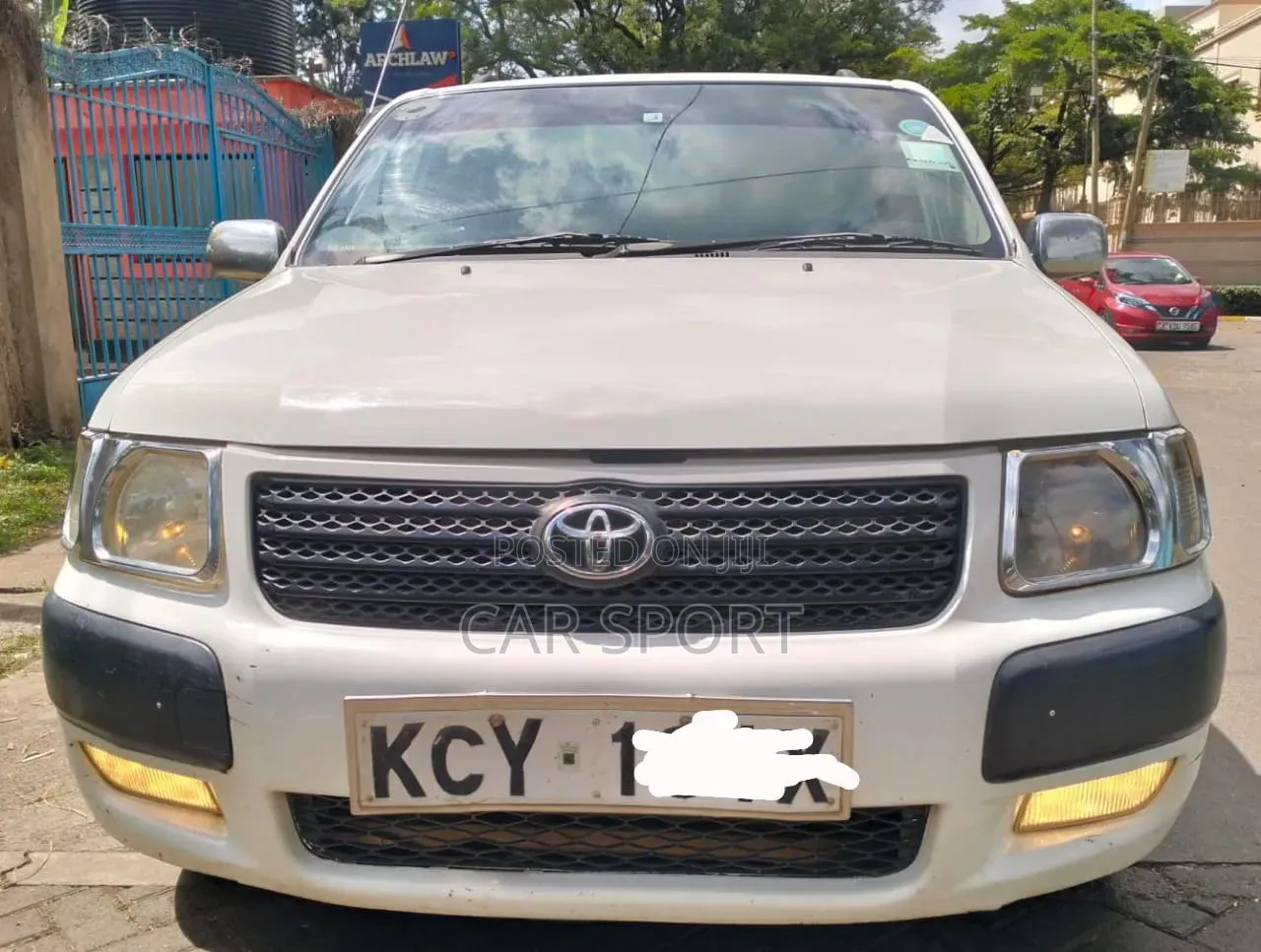 Toyota Succeed 2012 White