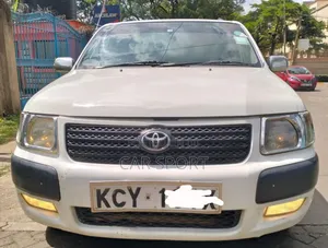 Toyota Succeed 2012 White