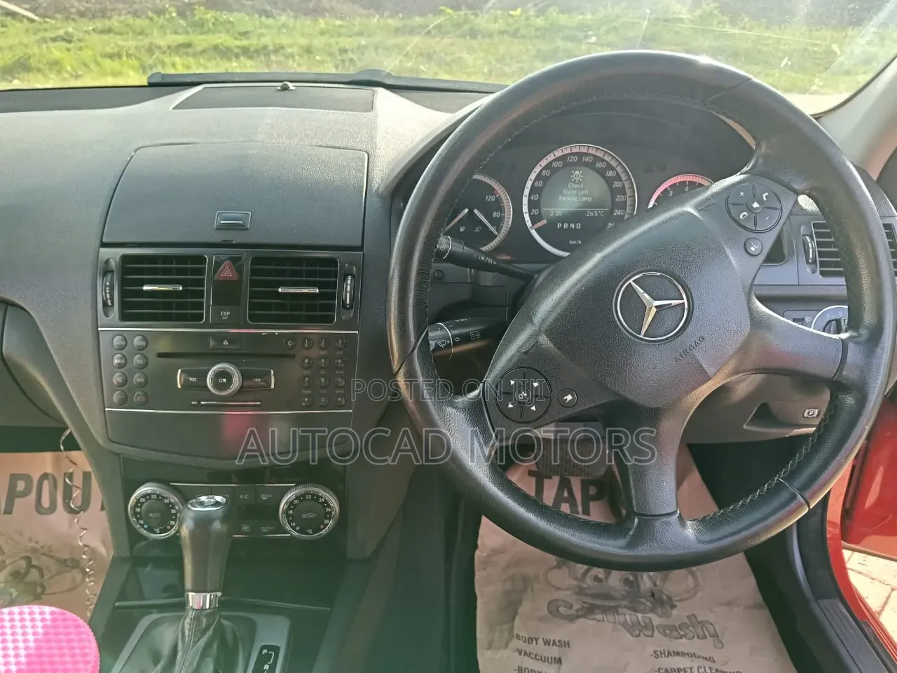 Mercedes-Benz C200 2008 Red