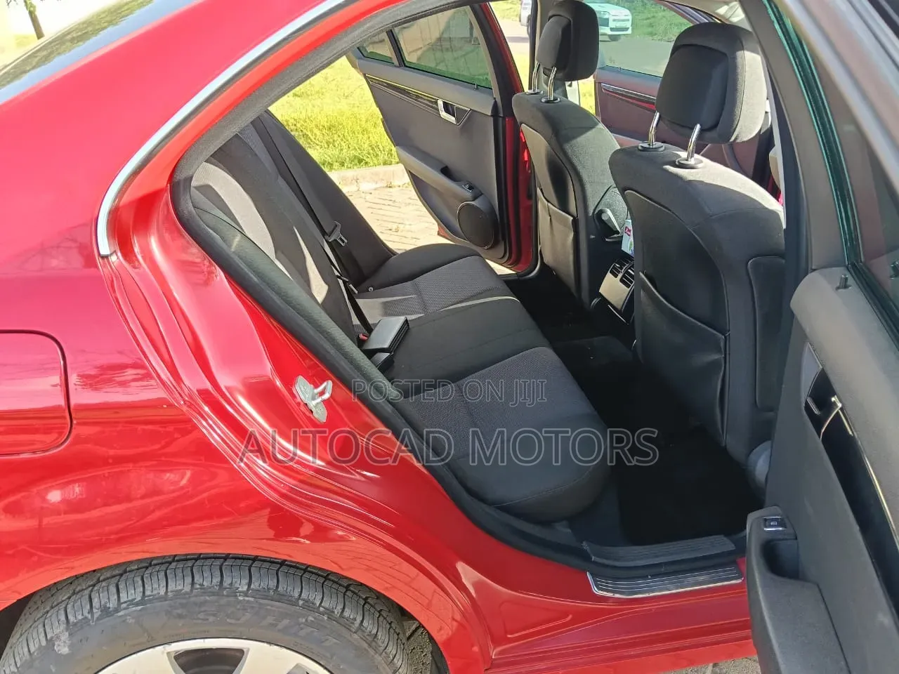Mercedes-Benz C200 2008 Red