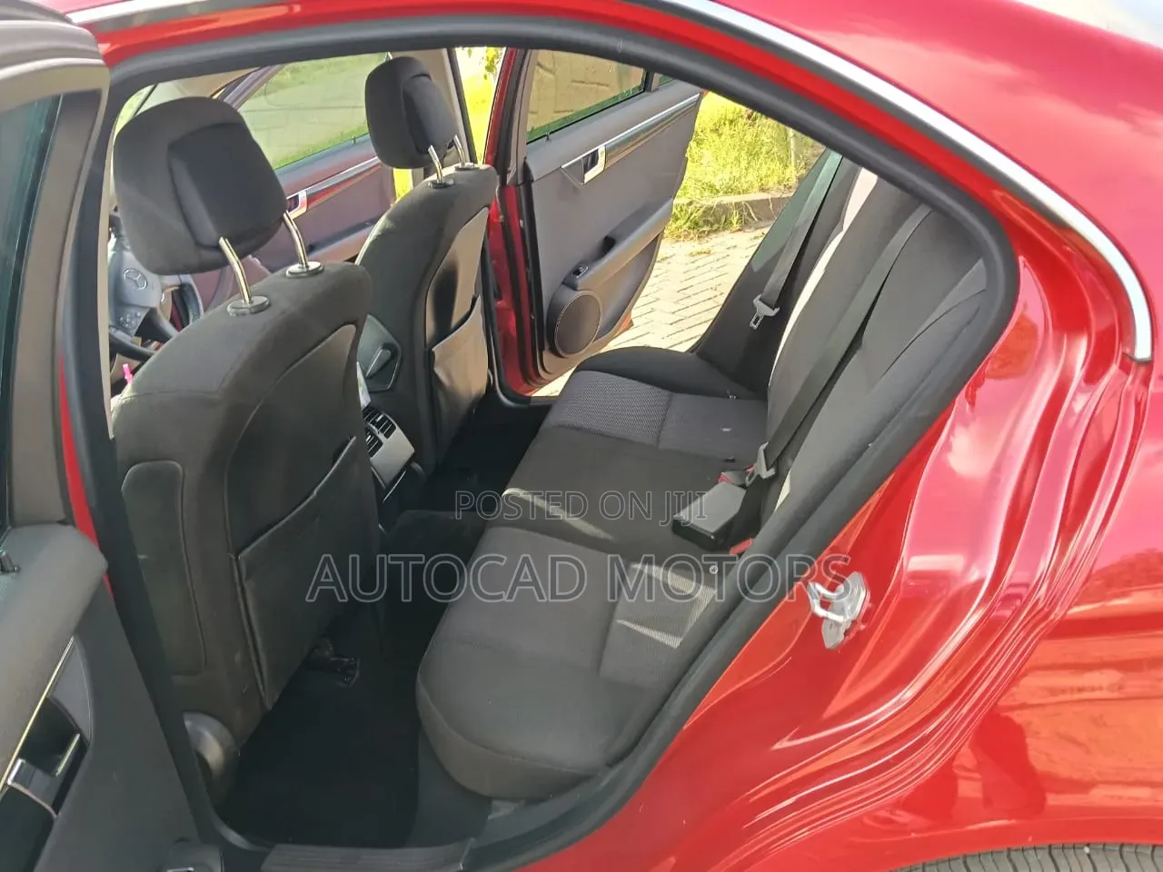 Mercedes-Benz C200 2008 Red