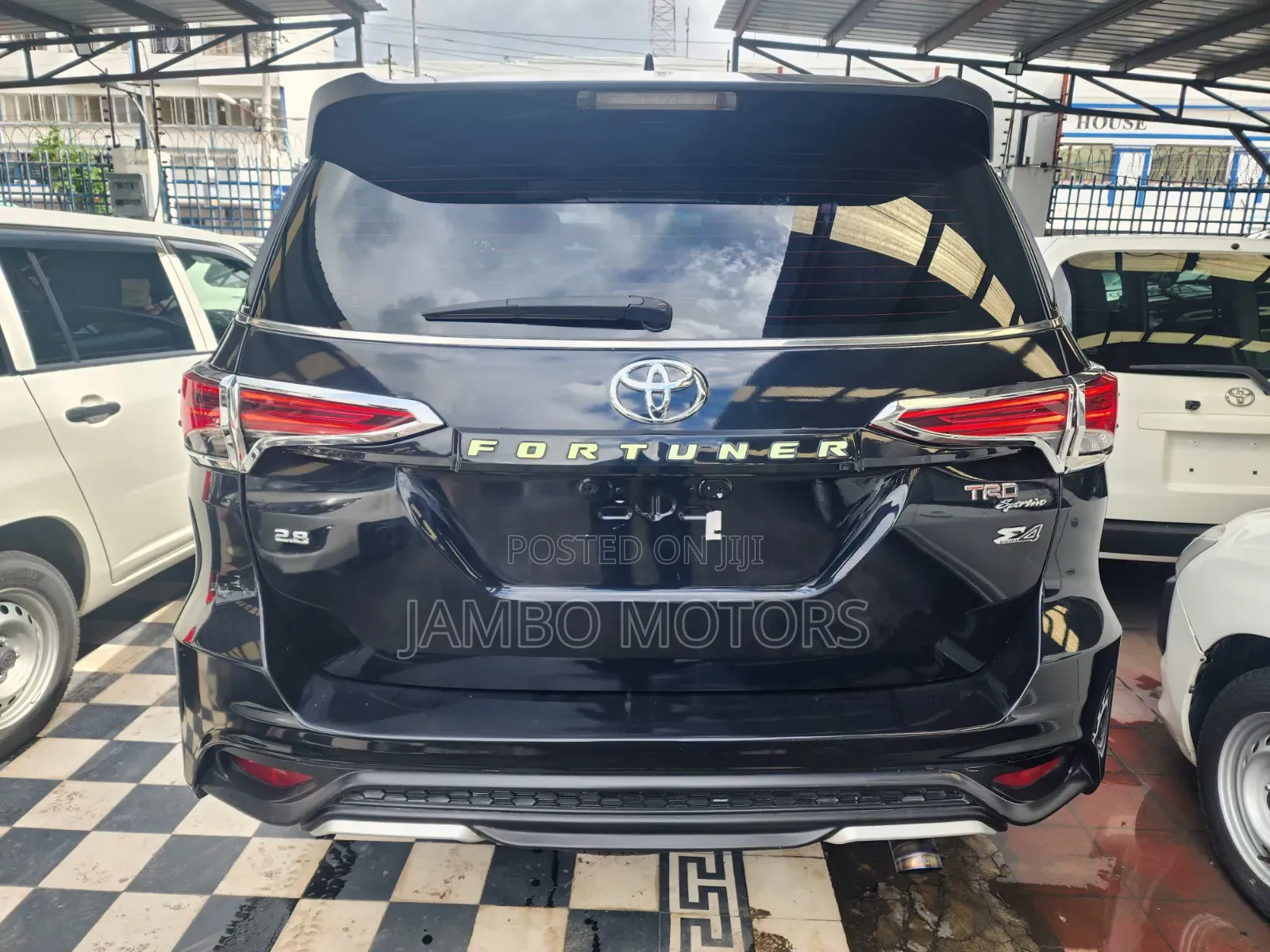 Toyota Fortuner 2.8 D AWD 2019 Black