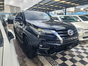 Toyota Fortuner 2.8 D AWD 2019 Black