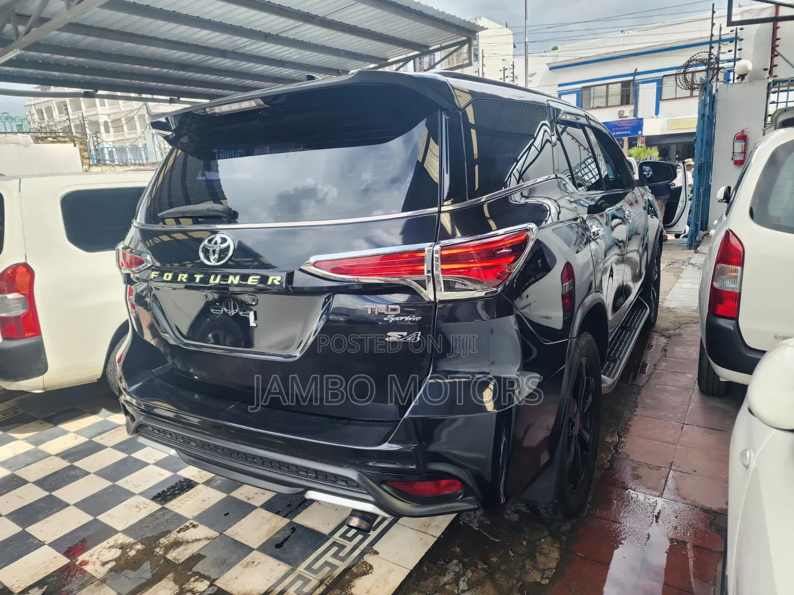 Toyota Fortuner 2.8 D AWD 2019 Black