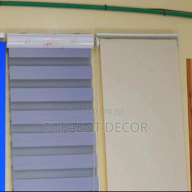 Blackout and Normal Horizontal Office Window Blinds