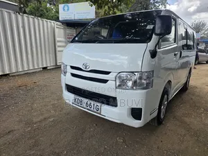 Toyota HiAce 2014 White