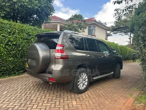 Toyota Land Cruiser Prado 3.0 D-4D (190 Hp) 7 seats 2015 Gold