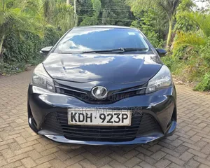 Toyota Vitz 2014 Black