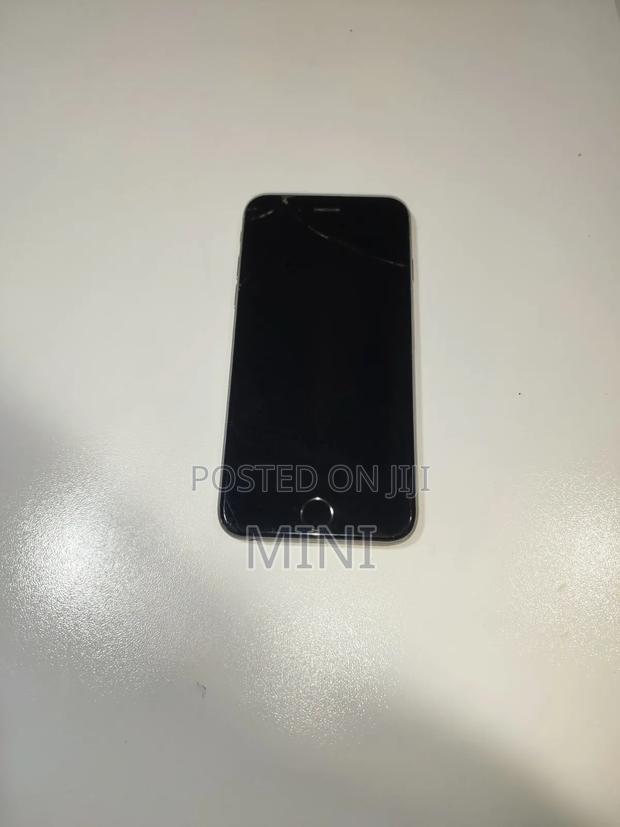 Apple iPhone 6 32 GB Gray