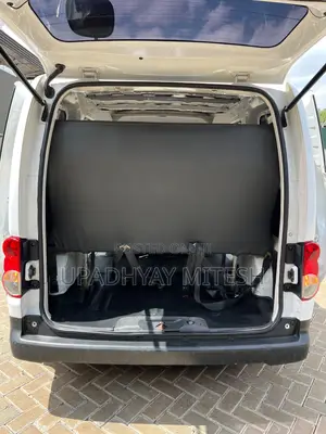 Nissan NV200 2015 White