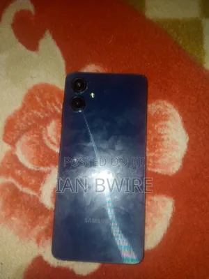 Samsung Galaxy A06 128 GB Black