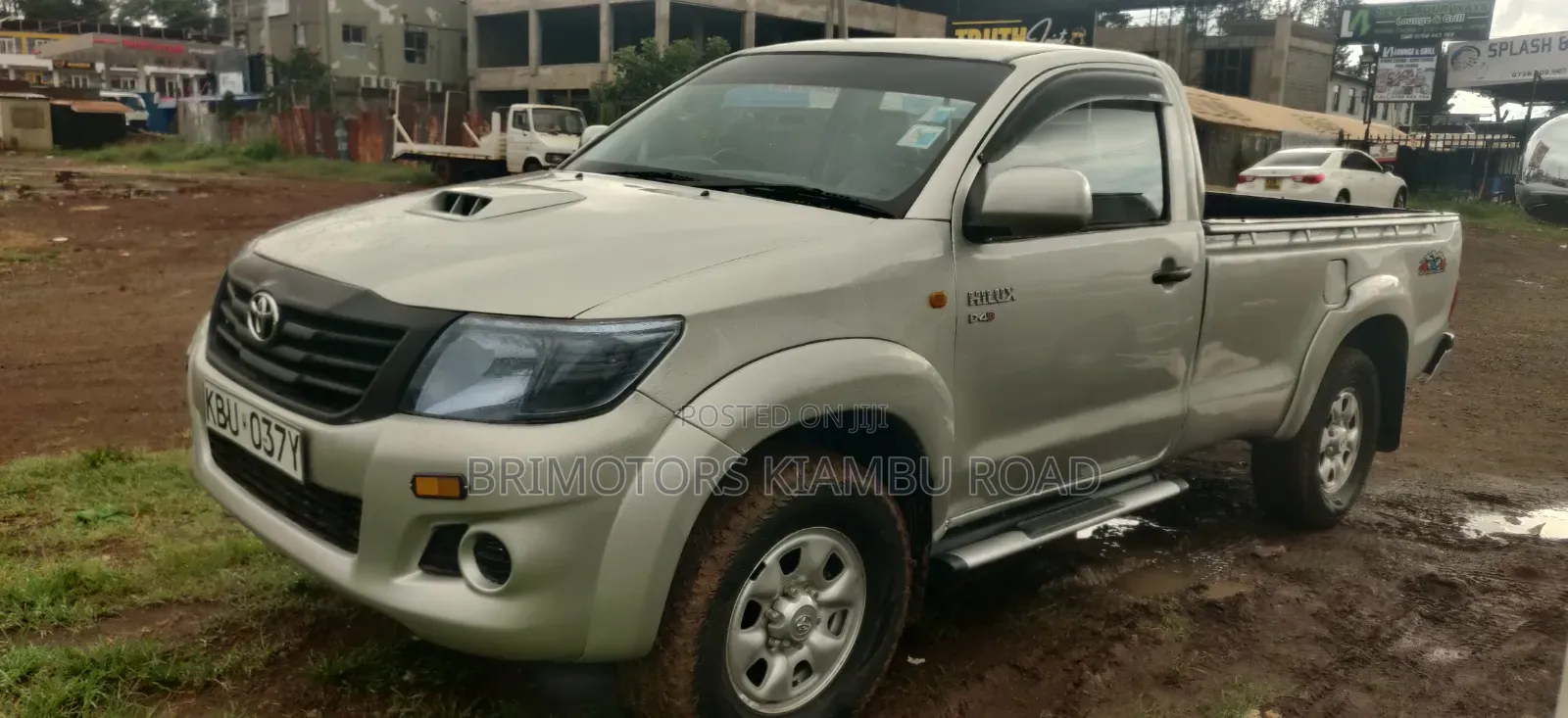 Toyota Hilux 2013 Gold