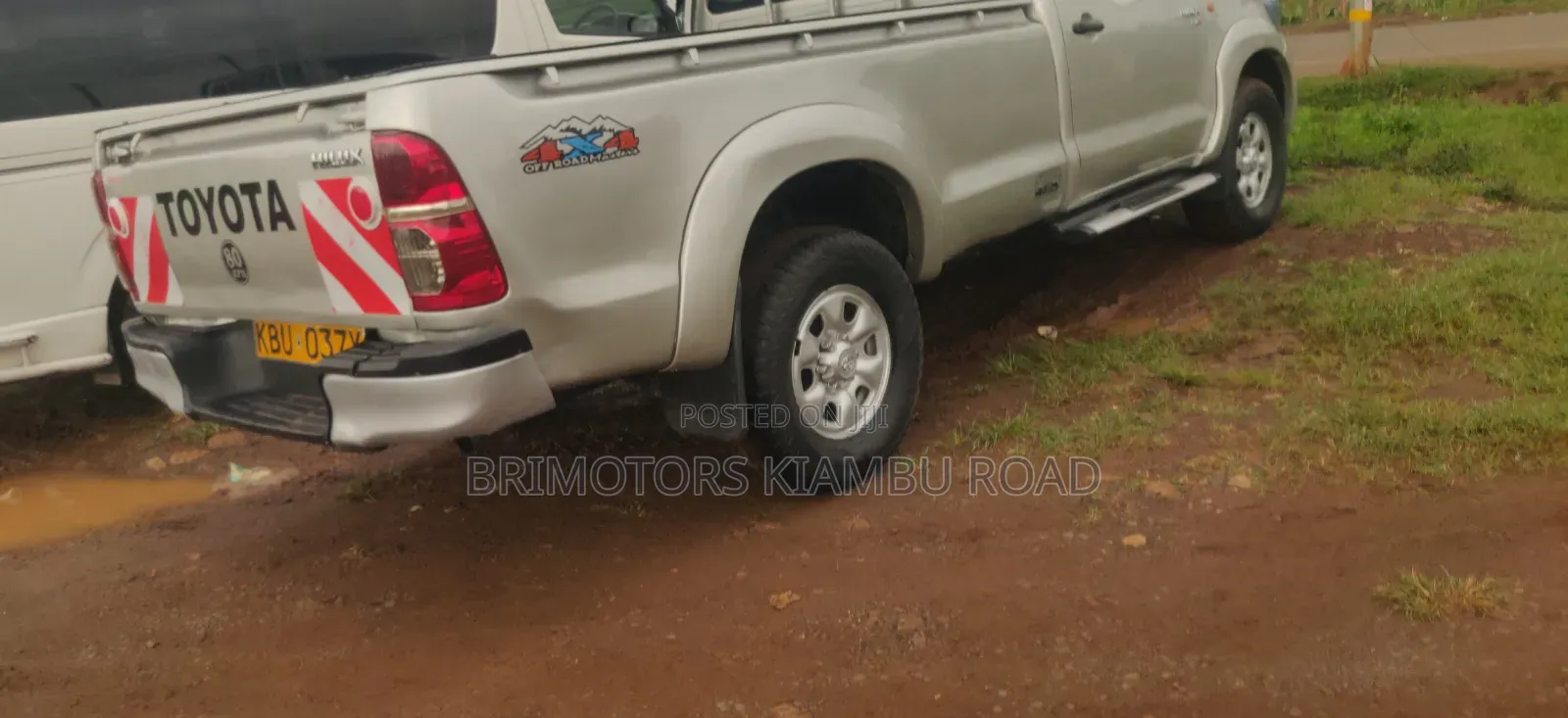 Toyota Hilux 2013 Gold