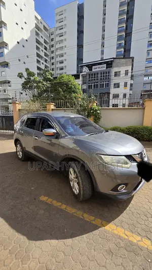 Nissan X-Trail 2014 Gray
