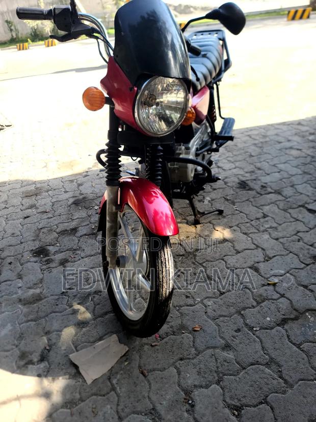 Bajaj Boxer 125 2022 Red - thumbnail 3
