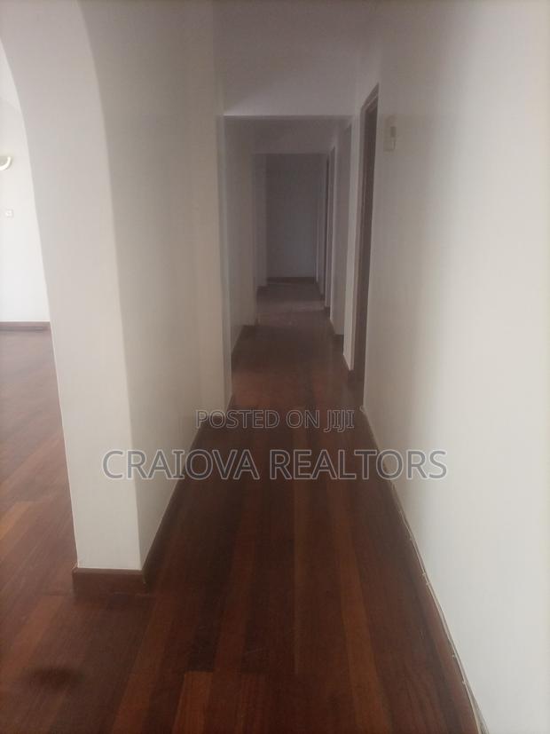5bdrm Penthouse in Valley Arcade for rent - thumbnail 11