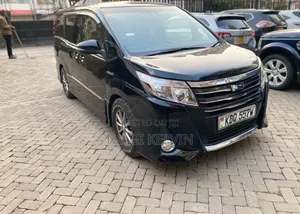 Toyota Noah 2017 Black
