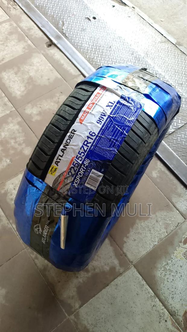 Mercedes Benz Stock Tyres
